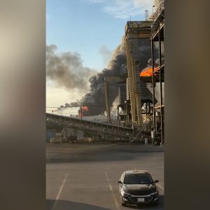 Texas oil refinery in flames after explosion