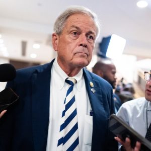 GOP governor nominee pushes redistricting to oust state’s lone House Dem