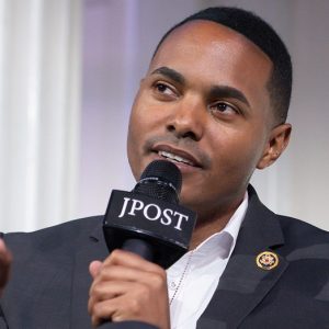 Centrist Dems turn on far left after the election: ‘Identity politics’ is ‘absolutely killing us’