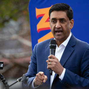 ‘Progressive capitalist’ rallies for ‘democratic socialist’ candidate in NYC mayoral race