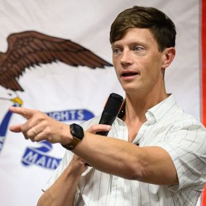 Iowa Dem gubernatorial candidate says he would not want Biden or Harris to campaign for him