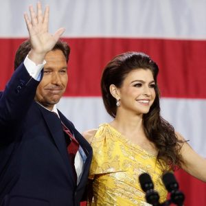 Florida governor spotlights timely golf outing he and Casey DeSantis had with President Trump