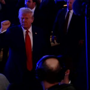 Crowd caught on camera going wild after Trump stops by Las Vegas casino floor: ‘USA! USA!’