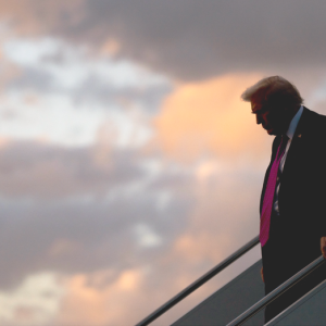 Trump returns to DC as dim outlook lingers, no end in sight for shutdown