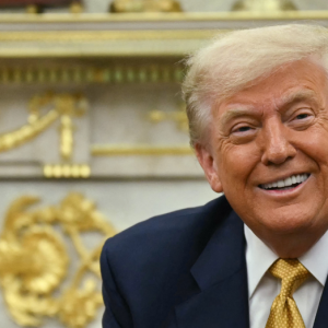 Trump gave the Oval Office a gilded makeover – and covered the cost himself