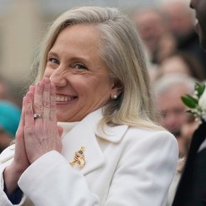 Spanberger ripped after taking credit for billions in investments secured under GOP predecessor: ‘Pathetic’