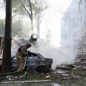 Zaporizhzhia’s mayor says Russian advance reaches city’s outskirts